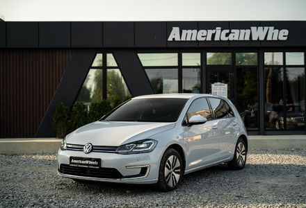 Продам Volkswagen e-Golf 2018 года в Черновцах