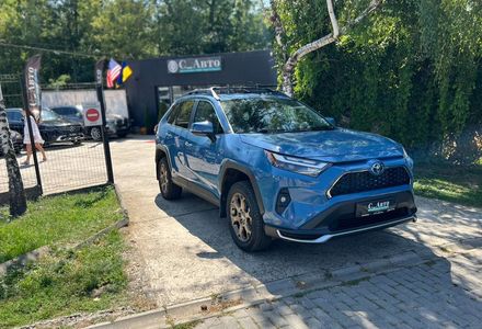 Продам Toyota Rav 4 2023 года в Черновцах