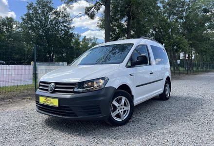 Продам Volkswagen Caddy пасс. COMIS 2015 года в г. Умань, Черкасская область