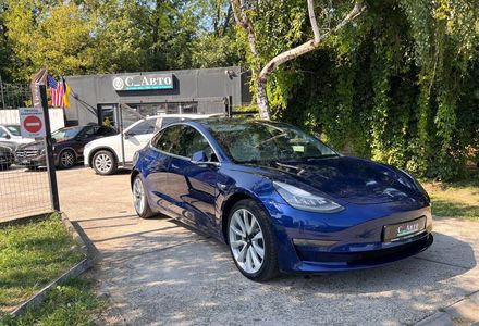 Продам Tesla Model 3 2019 года в Черновцах