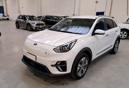 Продам Kia Niro 64kw авто в дорозі  2021 года в Львове