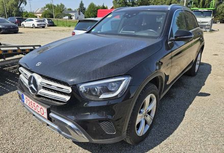 Продам Mercedes-Benz GLC-Class GLC300  2021 года в Львове