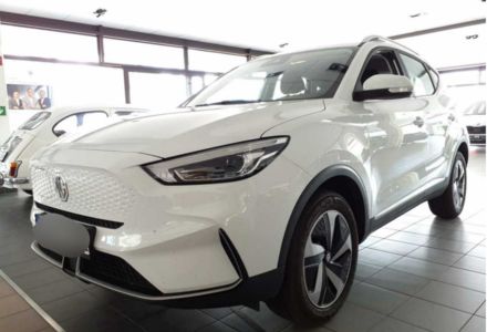 Продам MG 3 ZS EV 72 kWh 130кВт Камера 360 2022 года в Львове