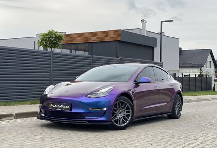 Продам Tesla Model 3 Longe Range 2018 года в Луцке