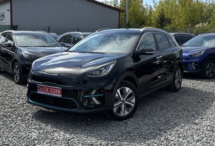 Продам Kia Niro 64 квт 2022 года в Львове