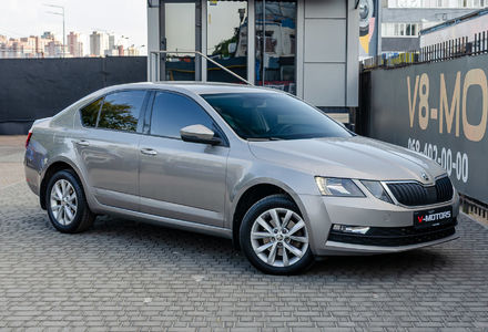 Продам Skoda Octavia A7 2.0TDI DSG 2017 года в Киеве