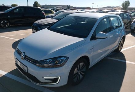 Продам Volkswagen e-Golf 36 KWH, vin  2019 года в Житомире