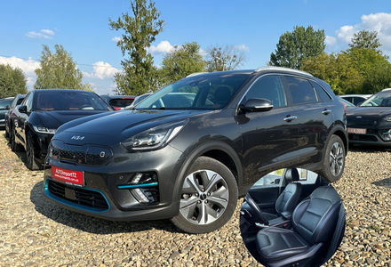 Продам Kia Niro 64 кВт Макс. комплектація Люк  2022 года в Львове