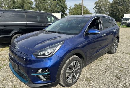 Продам Kia Niro 64 КВТ 2022 года в Львове
