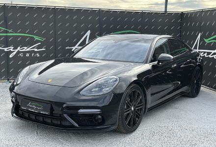 Продам Porsche Panamera 2018 года в Киеве