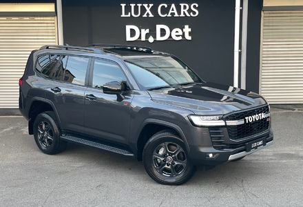 Продам Toyota Land Cruiser 300 GR Sport 2024 года в Киеве