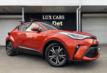 Продам Toyota C-HR 2.0 Hybrid 2020 года в Киеве