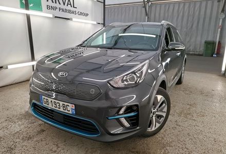 Продам Kia Niro 64 квт  авто в дорозі  2021 года в Львове