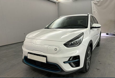 Продам Kia Niro 64 кВт авто в дорозі 2022 года в Львове