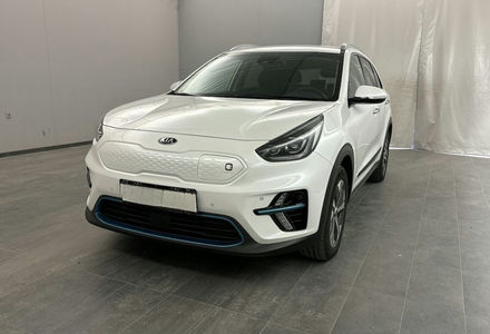 Продам Kia Niro 64 кВт авто в дорозі  2021 года в Львове