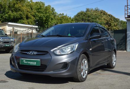 Продам Hyundai Accent    2011 года в Одессе