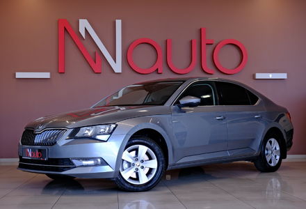 Продам Skoda Superb 2018 года в Одессе