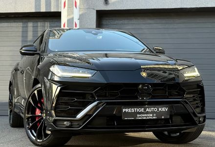 Продам Lamborghini Urus 2020 года в Киеве