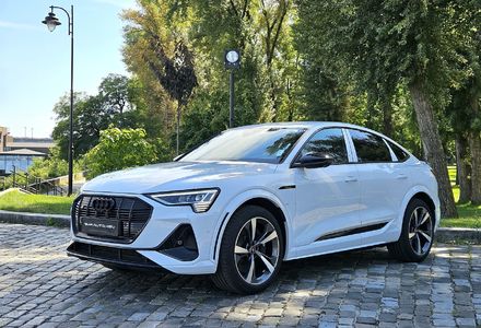 Продам Audi E-Tron S Sportback 2022 года в Киеве