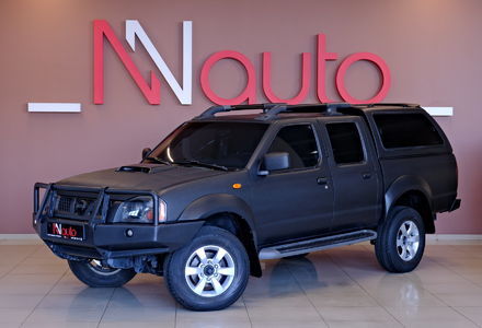 Продам Nissan Navara 2013 года в Одессе