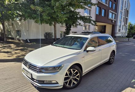Продам Volkswagen Passat B8 Highline; 4x4; 190кс 2018 года в Киеве
