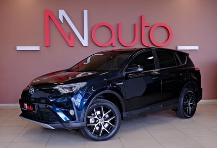 Продам Toyota Rav 4 Hybrid 2017 года в Одессе