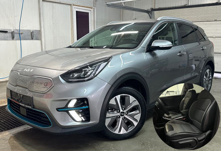 Продам Kia Niro Kia Niro 64 кВт Макс. комплект 2022 года в Львове
