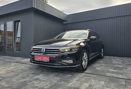 Продам Volkswagen Passat B8 Elegance 2020 года в Луцке