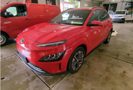 Продам Hyundai Kona 64 KW авто в дорозі  в Львове 2022 года выпуска за 15 650€ Продам Hyundai Kona 64 KW авто в дорозі  2022 года в Львове