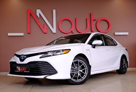 Продам Toyota Camry Hybrid 2019 года в Одессе