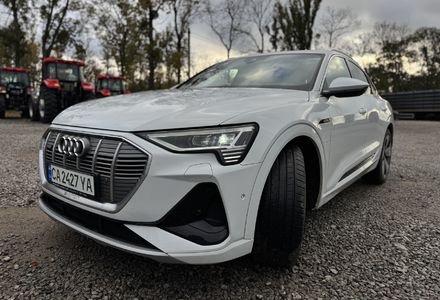 Продам Audi E-Tron 55 Sportback quattro KOMIS 2022 года в г. Умань, Черкасская область