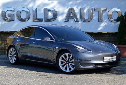 Продам Tesla Model 3 Dual Motor Long Range 2018 года в Одессе