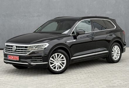 Продам Volkswagen Touareg 3.0TDI TEPLOV 210kW NE MALOVAN в Львове 2019 года выпуска за 44 750$ Продам Volkswagen Touareg 3.0TDI TEPLOV 210kW NE MALOVAN 2019 года в Львове