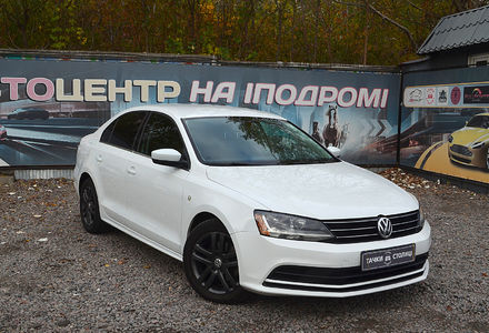Продам Volkswagen Jetta 2016 года в Киеве