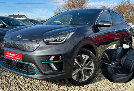 Продам Kia Niro 64кВт Макс.комплектація! 2021 года в Львове