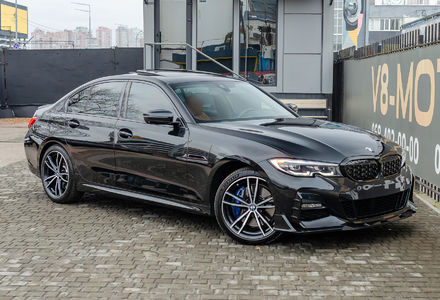 Продам BMW 330 Xdrive 2019 года в Киеве
