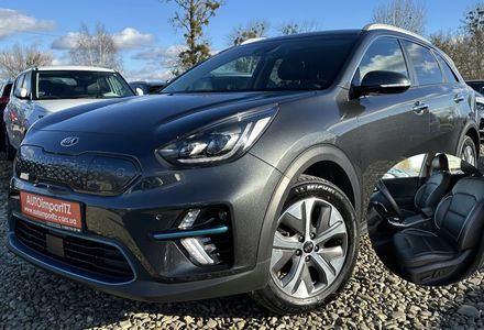 Продам Kia Niro  64 кВт Макс. комплектація 2021 года в Львове