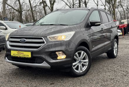 Продам Ford Kuga 4x4 2018 года в г. Умань, Черкасская область