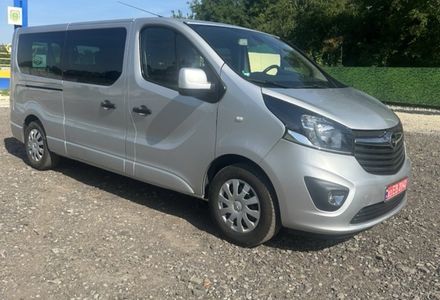 Продам Opel Vivaro пасс. 2016 года в Львове