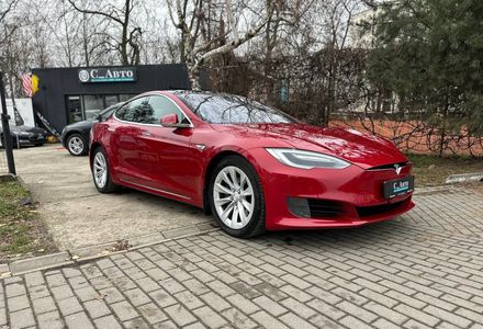 Продам Tesla Model S 75D 2016 года в Черновцах