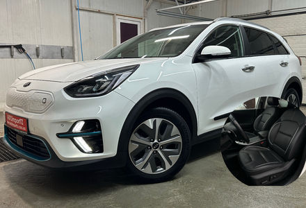 Продам Kia Niro 64 кВт Макс. комплектація! 2021 года в Львове