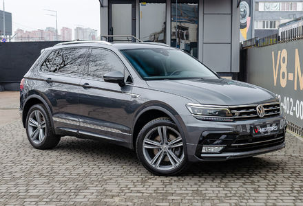 Продам Volkswagen Tiguan R-Line 4Motion 2016 года в Киеве