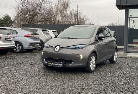 Продам Renault Zoe 41 2017 года в Луцке