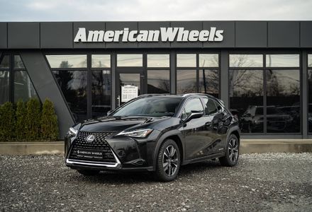 Продам Lexus CT UX 250h 2021 года в Черновцах