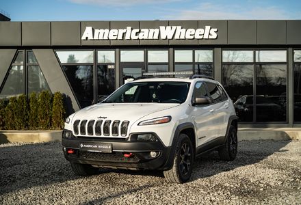 Продам Jeep Cherokee Trailhawk 2015 года в Черновцах