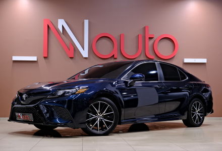 Продам Toyota Camry XV75 2021 года в Одессе