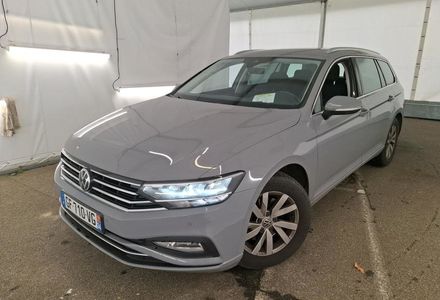 Продам Volkswagen Passat B8 Business 2.0 TDI 150CV BVA7 E6 2022 года в Львове
