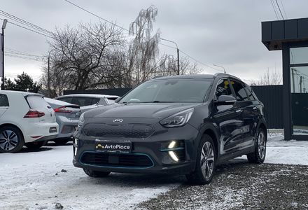 Продам Kia Niro Prestigue 2019 года в Луцке