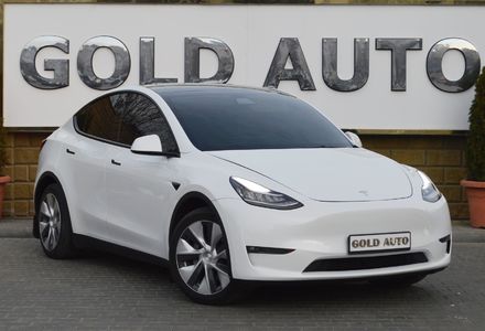 Продам Tesla Model Y 2022 года в Одессе