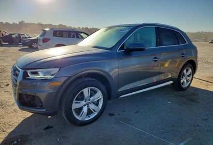 Продам Audi Q5  Premium  2018 года в Львове